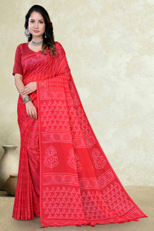 Red Mul Cotton Printed Saree with All-Over Geometric Batik Print