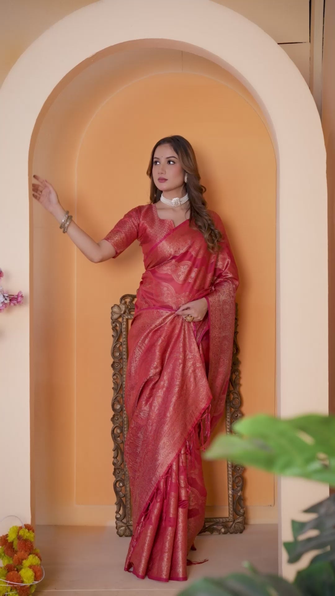 Organza Saree with Woven Geometric Zari Pattern